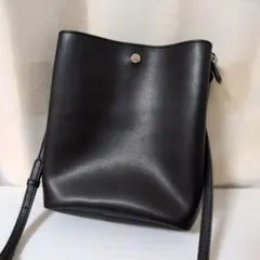 【即購入◎】レガートラルゴ　Legato Largo　縦型　ショルダーバッグ　黒