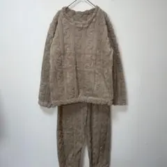 新品　ベージュ　フリース　ケーブル編み　パジャマ　ルームウェア 上下セット