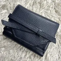 極美品 TOV レザー リボンウォレット 三つ折り財布 ネイビー レディースのサムネイル