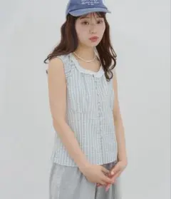 umm.レース使いチェックフレンチブラウス　サックスブルーのサムネイル