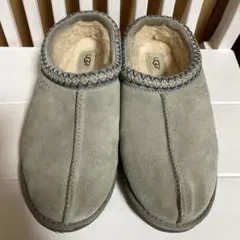 UGG スエード グレー スリッポン　タスマン