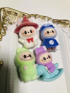 新品ラブブLABUBU！フェルトキャラクターフィギュア4体セット