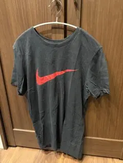 NIKE / 人気 / 黒 / ブラック / Tシャツ / Mサイズ