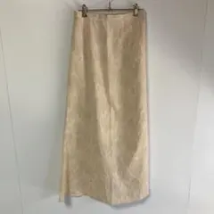 アースミュージックアンドエコロジー　ベージュ 抽象模様 ロングスカート