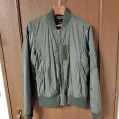 ALPHA INDUSTRIES ジャケット Mサイズ オリーブグリーン