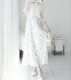 前後2WAY花柄シアーボレロセットアップキャミワンピースのサムネイル