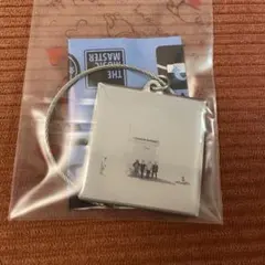 weezer ガチャガチャ メタルチャーム ホワイトアルバム