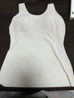 ユニクロ　ボディシェイパーシームレスブラタンクトップXXL