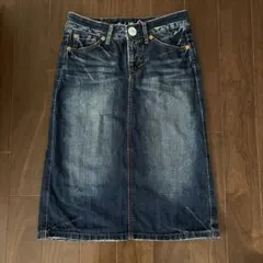 ダークブルーデニムスカート