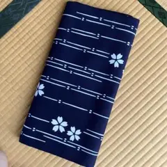 花柳流　お揃い浴衣　反物　小柄　紺地 花柳流 お揃い浴衣 反物 小柄 紺地 - メルカリ