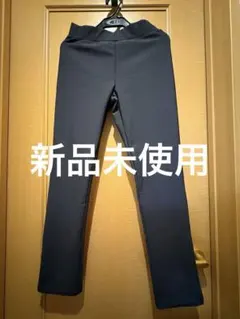 新品未使用 17℃ ストレッチパンツ　10分丈 M〜L ネイビーブルーのサムネイル