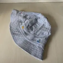 ファミリア帽子　　ブルーホワイトのチェック柄