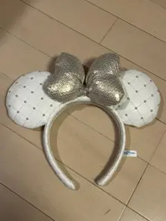 ディズニー ミニー カチューシャ レザー 白