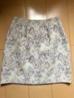 プロポーションボディドレッシング 花柄スカート