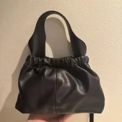 CHARLES & KEITH ally
