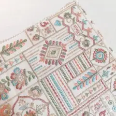 【45×45】インド刺繍生地 パステル はぎれ 布 生地 ハンドメイド ポーチ