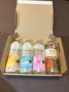 Biore The Hand 薬用泡ハンドソープ つめかえ用 4種セットのサムネイル