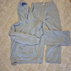 新品スウェットセットアップ グレーXSですがS相当