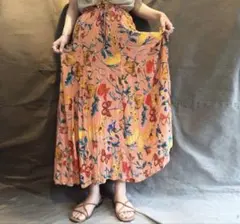 70's vintage 総柄　スカート　蝶々　jantiquesのサムネイル