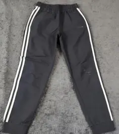 adidas ブラック ジャージパンツ ストライプ