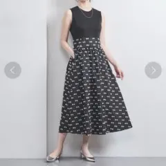 リボンカット ジャガードコンビワンピース - メルカリ