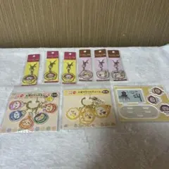 ちいかわ　もぐもぐ本舗川越限定チャーム・アクリルスタンド