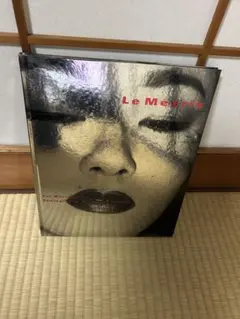 軽蔑 真梨邑ケイ写真集　送料込み