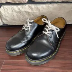 Dr.Martin ブラックレザー 3ホール イエローステッチ 24㎝