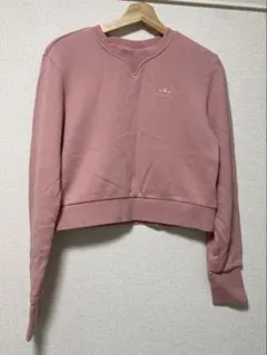 adidas クロップド スウェット