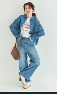 サマンサモスモス　デニムストレートパンツ　サックス色　Lサイズのサムネイル