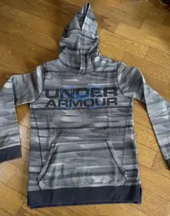 Under Armour ストライプ柄 フード付きパーカー YXL