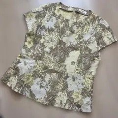 PINORE 花柄 半袖 トップスのサムネイル