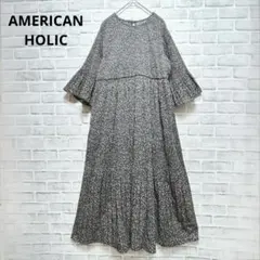 【アメリカンホリック】 花柄ワンピース M 黒 小花柄 フレア 体系カバー