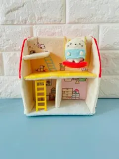 すみっこぐらし　すみっコハウス 2階だてのおうち・ねこ(てのりぬいぐるみ)
