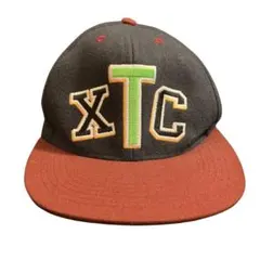 XTCロゴ SUPREME スナップバックキャップ