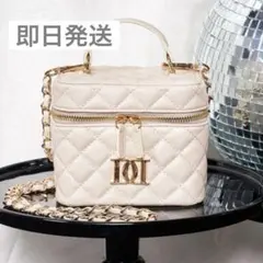 Darich キルティングスクエアミニバッグ アイボリー