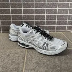 2026年最新】Asics GEL kayano 27.5の人気アイテム - メルカリ