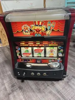 し*つ様 パチスロ実機　マイジャグラー　卓上　送料込！ジャンクのサムネイル