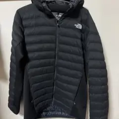 【美品】ノースフェイス　レッドランフーディ　NY81971