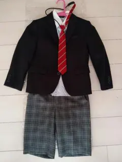 フォーマルスーツ 黒とグレー チェック