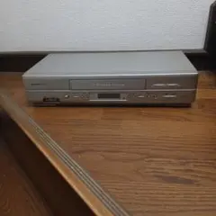 シャープテレビデオ14型VT-14G2 - メルカリ
