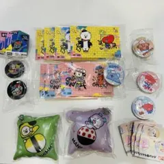 くら寿司 BT21 クッションチャーム　缶バッジ　アクリルステッカー