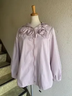 【アミティエ amitie】バラ ビーズ パーカー 洗える撥水パーカー ピンク