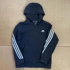 adidas ブラックパーカー 160