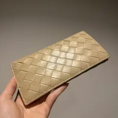 ボッテガ ベージュ編み込みレザー長財布