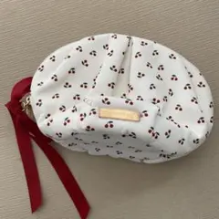 Maison de FLEUR チェリー柄ポーチ
