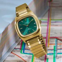 timex 1983 ゴールド　グリーンのサムネイル