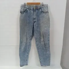 Item thumbnail for item 81405ea5-47ee-49bd-a33f-820c6f55d8c6