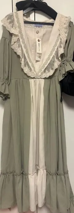 アクシーズファーム☆レース付きオリーブグリーンドレス