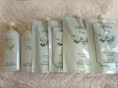 しーちゃん様専用です。　　ヴィブリアン エスプリーナ　シャンプー／トリートメントのサムネイル